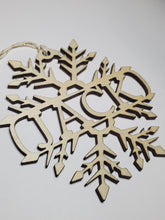 Load image into Gallery viewer, Name in Snowflake Ornament